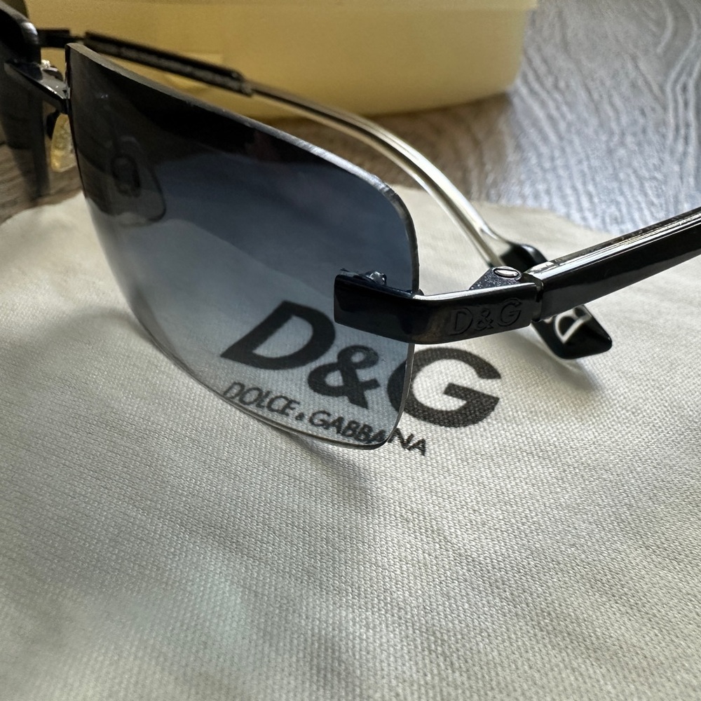 D&G SUNGLASSES - Picture 6 of 6